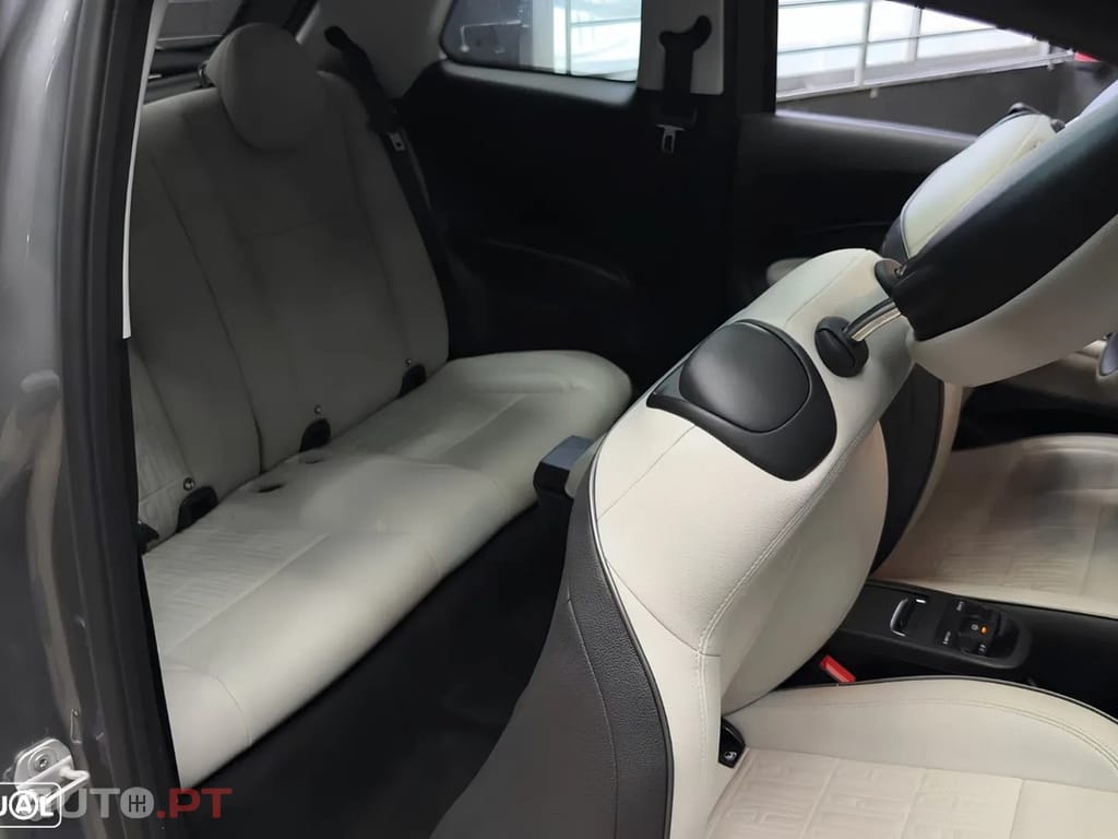 Fiat 500e La Prima