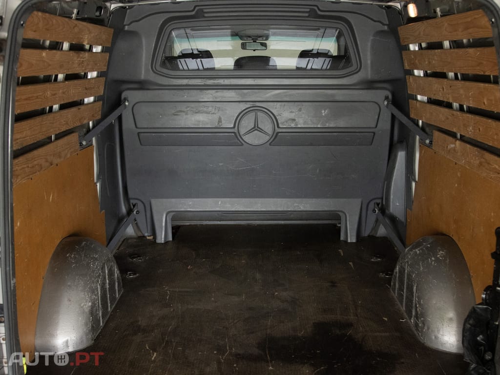 Mercedes-Benz Vito 111 CDi/32