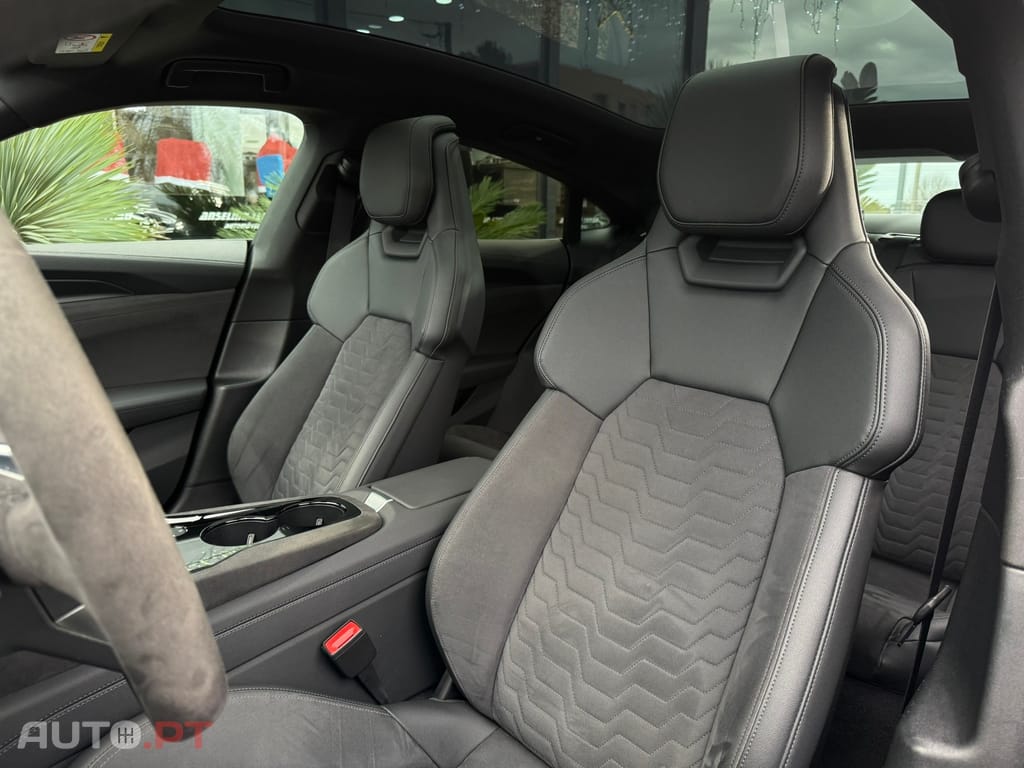 Audi E-Tron GT quattro