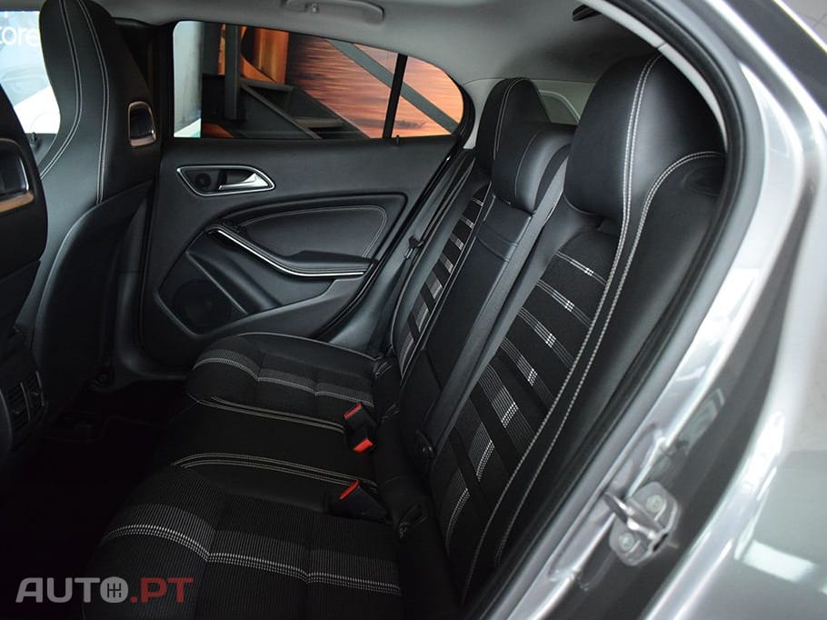 Mercedes-Benz GLA 220 d AMG Line