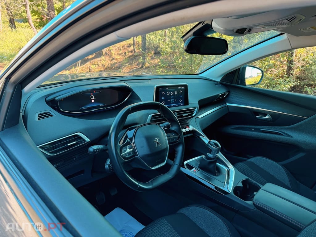 Peugeot 3008 1.5 BlueHDi Active Pack
