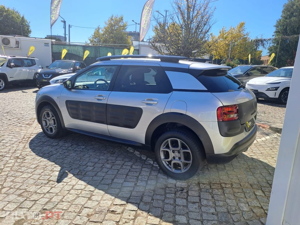 Citroen C4 Cactus 1.2 PureTech Shine