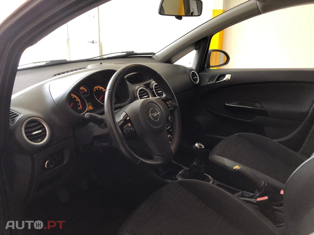 Opel Corsa 1.2 Go! S/S