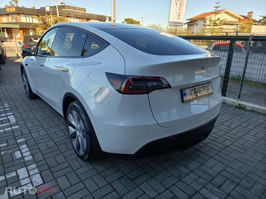 Tesla Model Y Tração Traseira