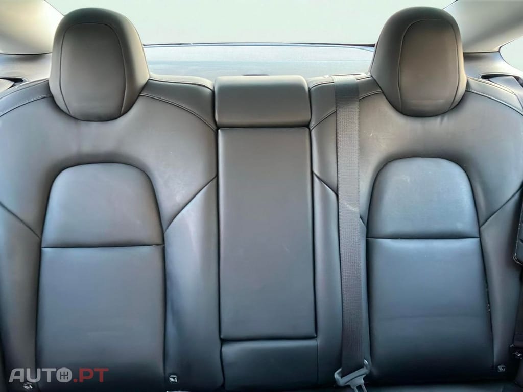 Tesla Model 3 Long-Range Dual Motor AWD