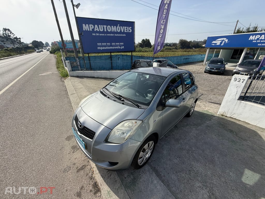 Toyota Yaris 1.0 VVT-i AC
