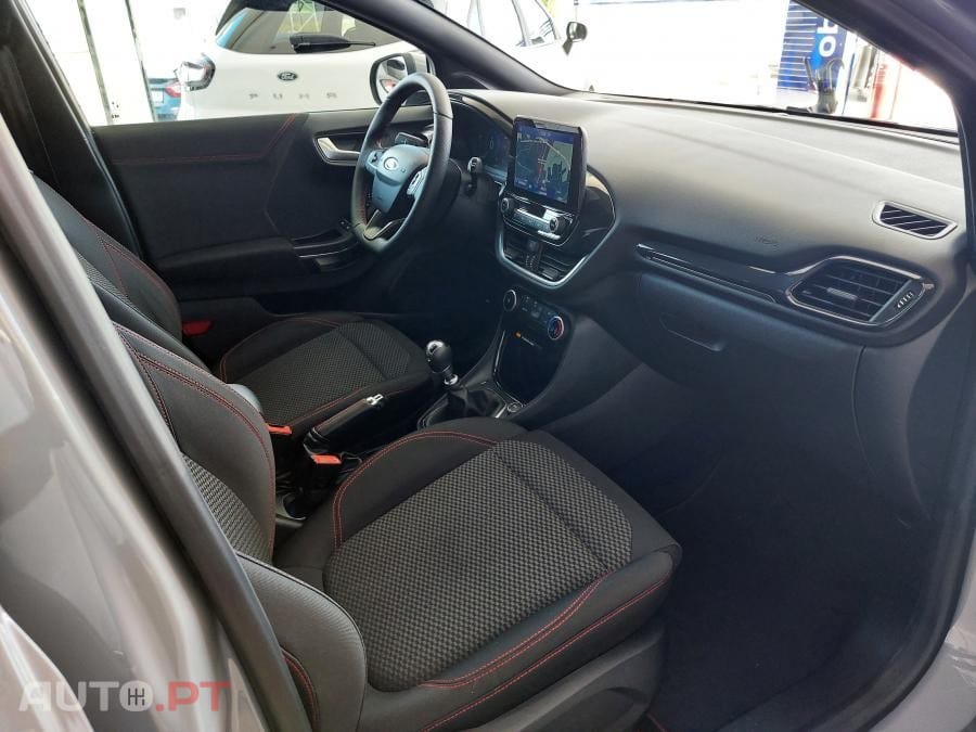 Ford Puma 1.0 Ecoboost MHEV ST-Line 
