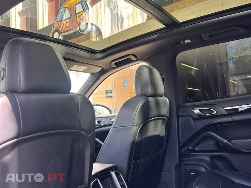 Porsche Cayenne Platinum Edition