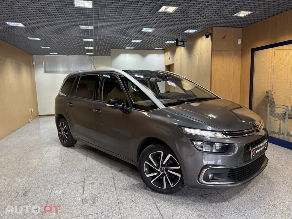 Citroen C4 SpaceTourer 1.5 BlueHDi Shine EAT8