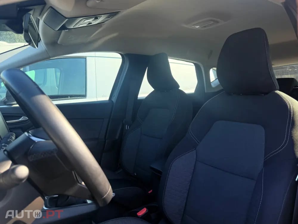 Renault Captur 1.0 TCe Equilibre Bi-Fuel — fotografia 9