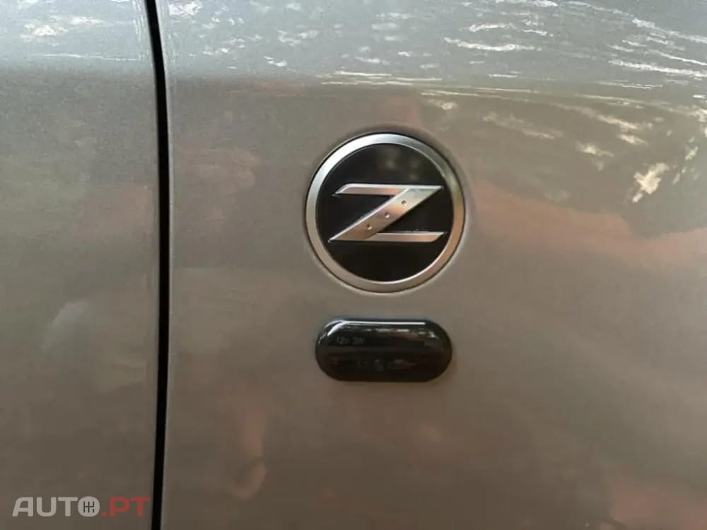 Nissan 350 Z Outro