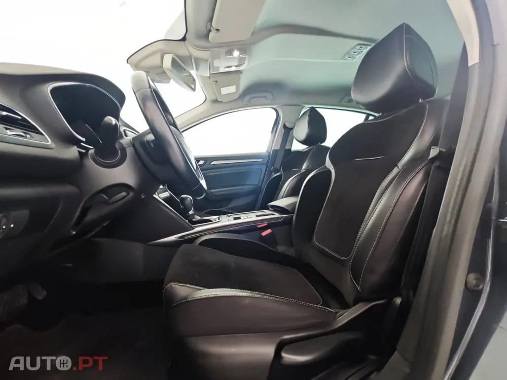 Renault Mégane ENERGY TCe 130 EDC INTENS