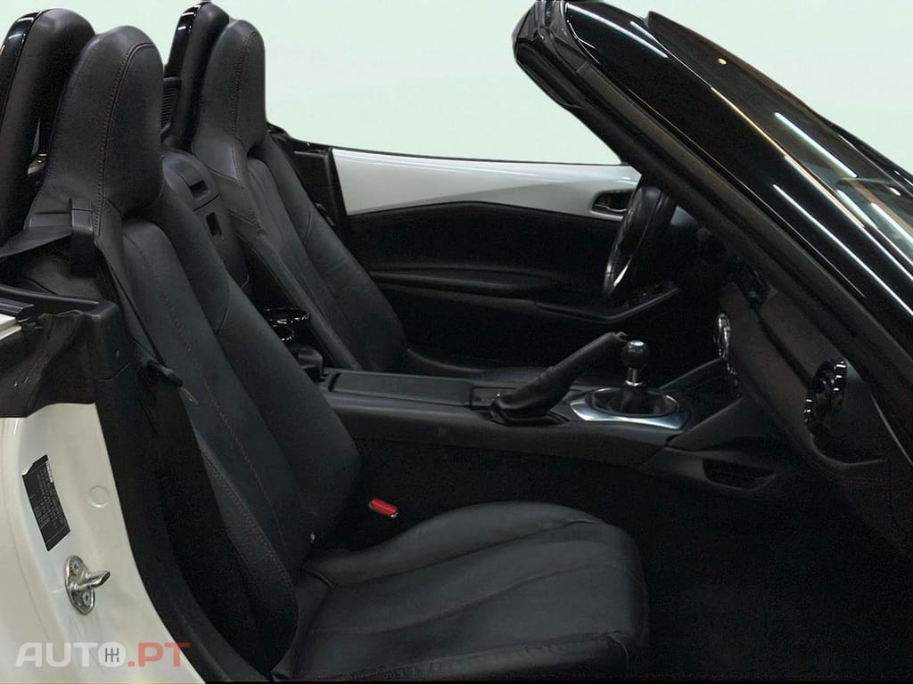 Mazda MX-5 1.5 Sky-G Excellence Navi
