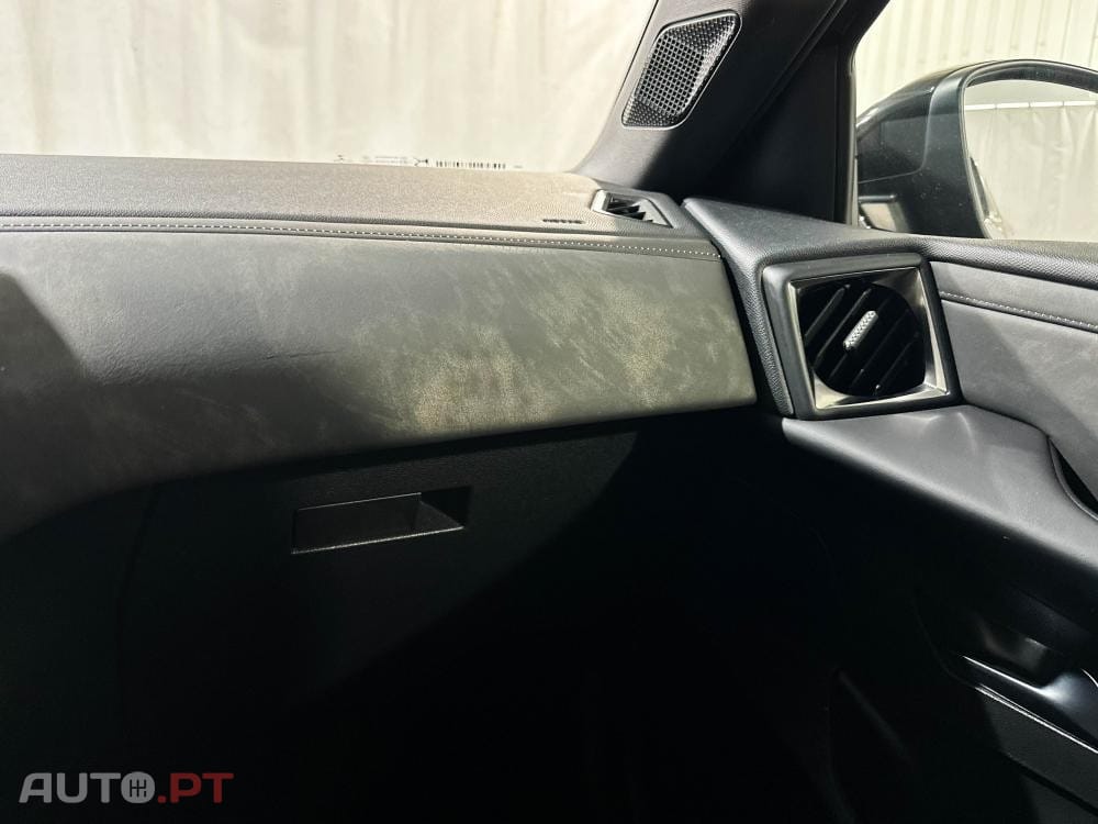 DS DS3 Crossback E-Tense Performance Line