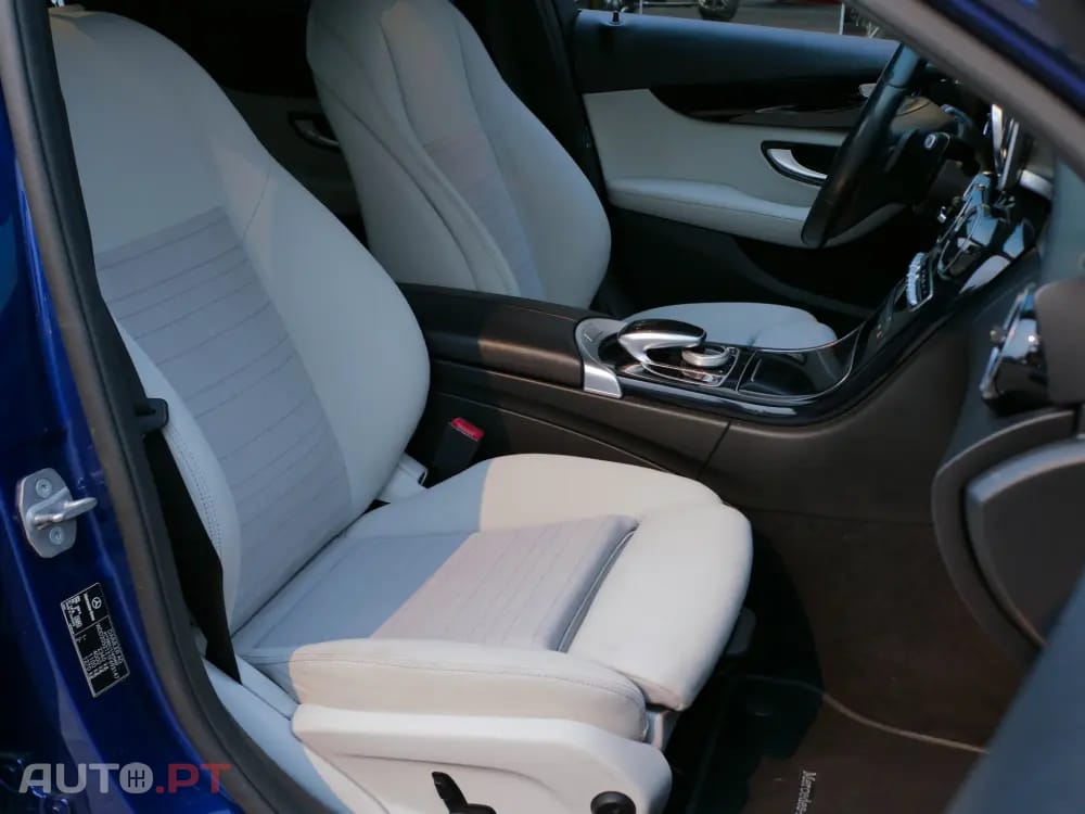Mercedes-Benz C 300 h Avantgarde+
