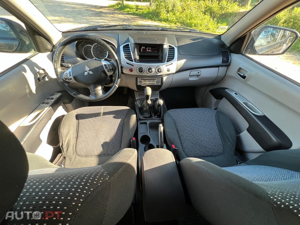 Mitsubishi L200 2.5 DI-D CD Intense HP 4WD