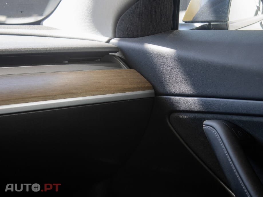 Tesla Model 3 Standard RWD Plus
