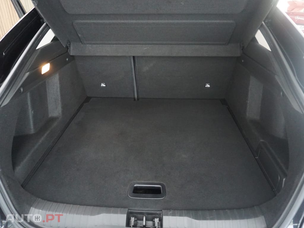 Renault Arkana 1.6 E-Tech Intens