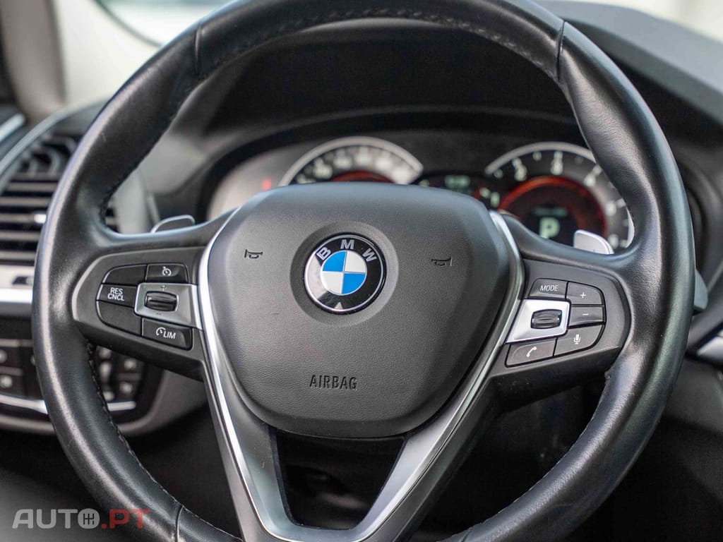 BMW X4 xDrive20i Aut. Advantage