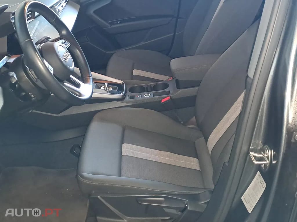 Audi A3 30 TDI S line S tronic