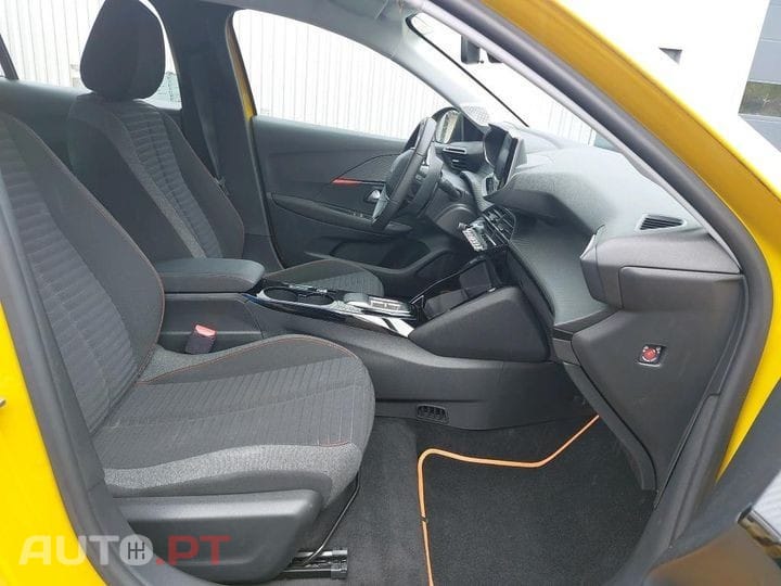 Peugeot E-208 50 kWh Active Pack