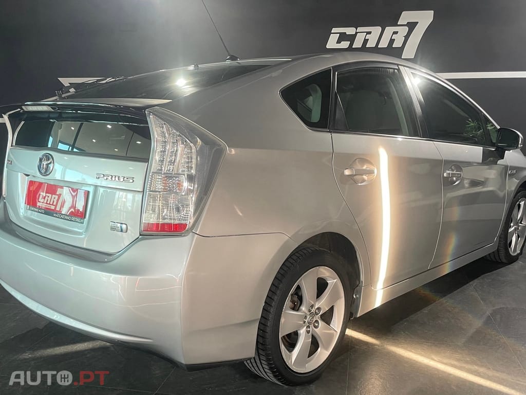 Toyota Prius 1.8 Exclusive
