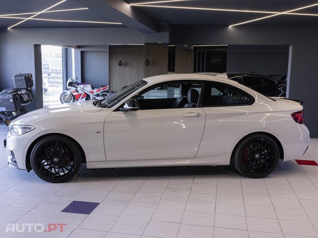 BMW 218 i Coupe Pack M