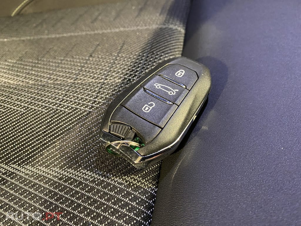 Peugeot 3008 1.6 Plug-in Hybrid GT e-DCS7