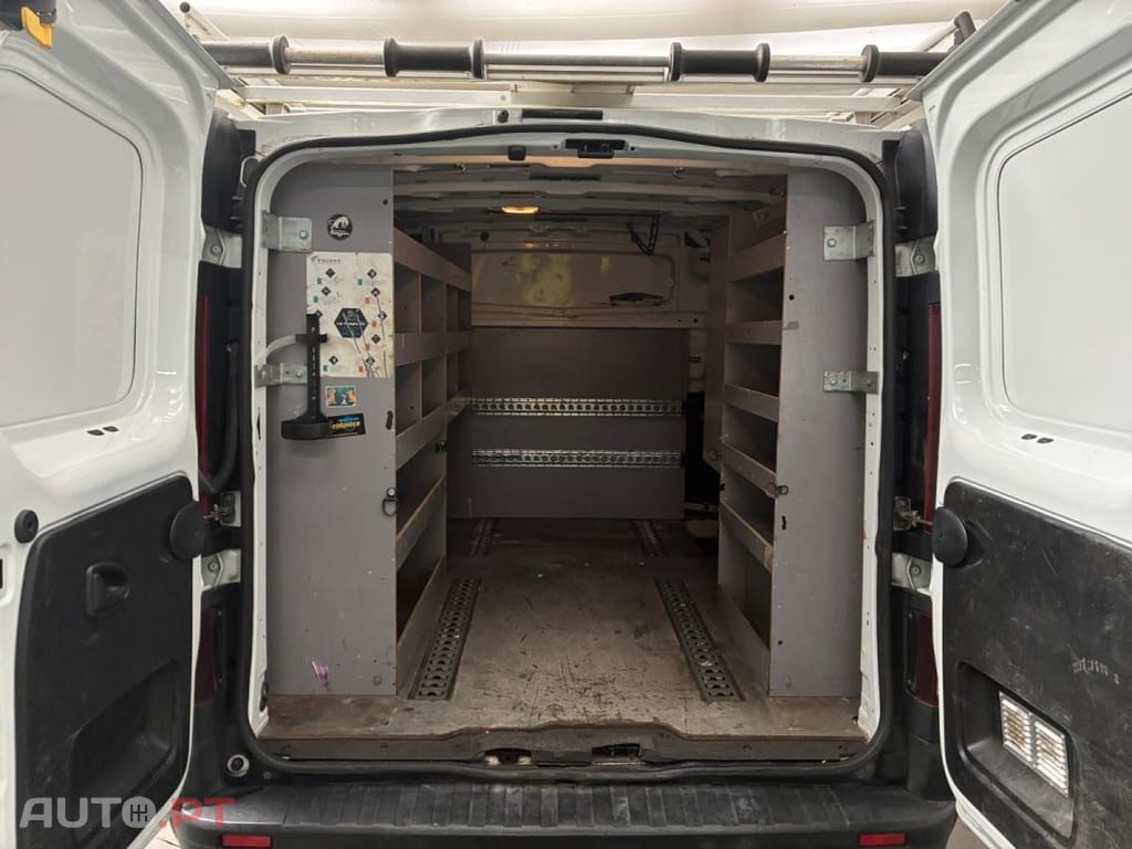 Renault Trafic 2.0 dCi L1H1 1.2T Grand Confort