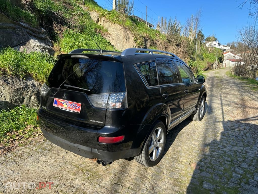 Mitsubishi Outlander 2.0 DI-D Intense 4WD