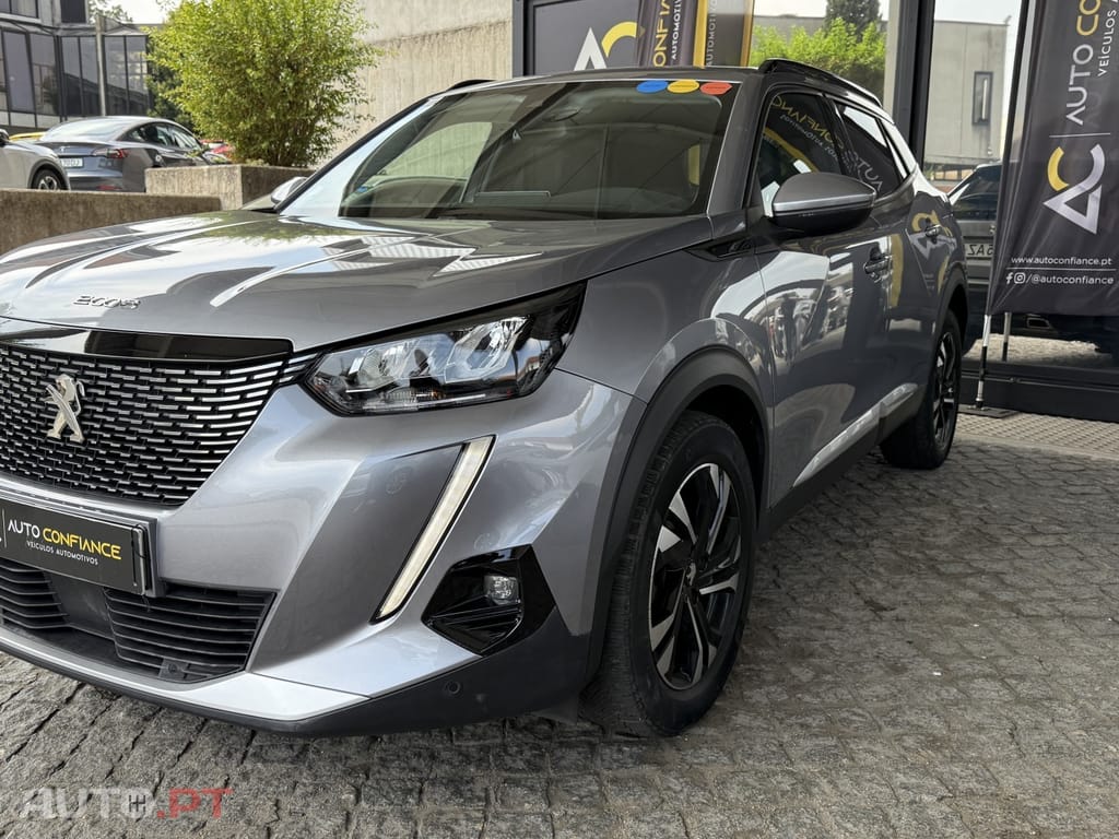 Peugeot 2008 1.2 PureTech Allure