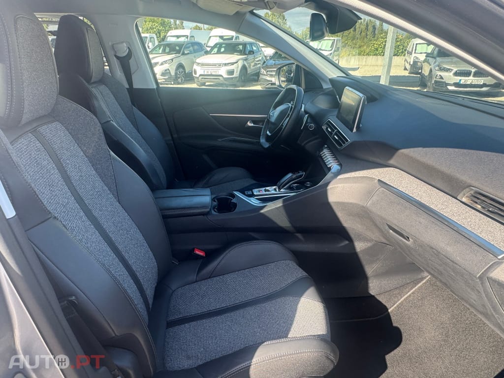 Peugeot 3008 1.6 BlueHDi Allure