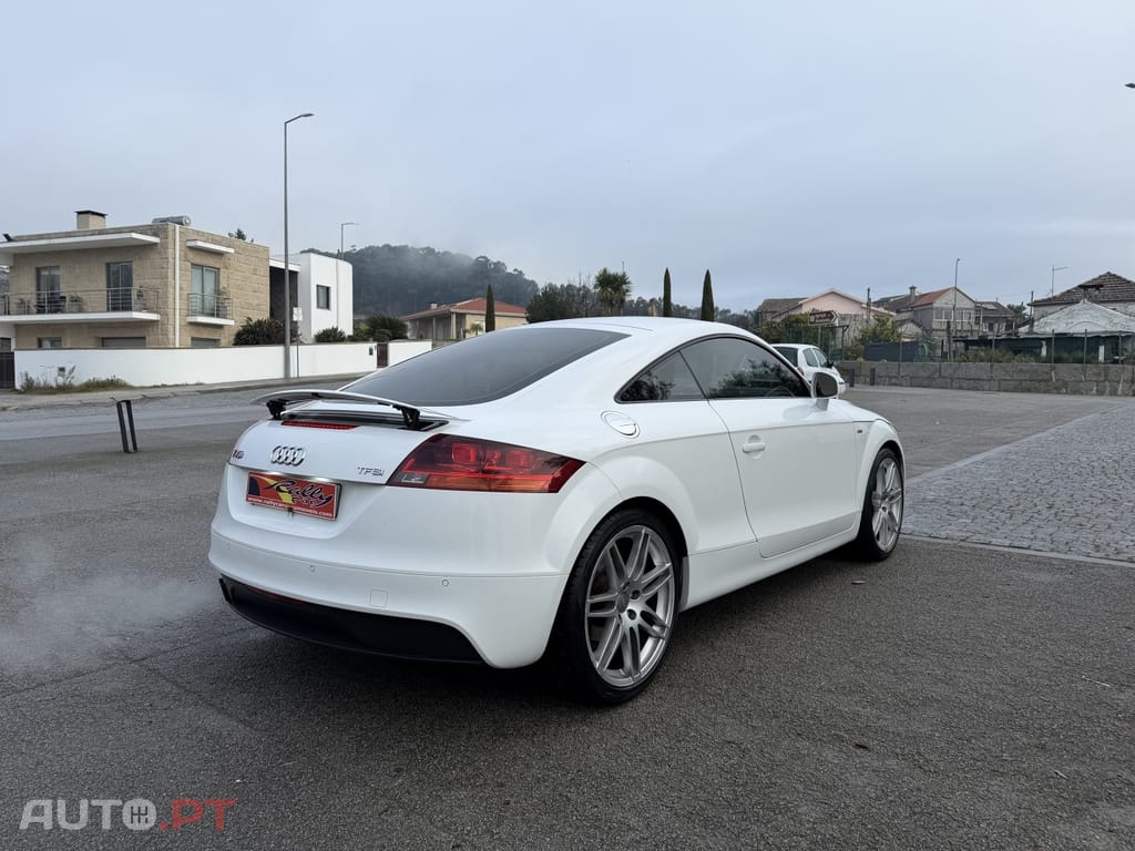 Audi TT 1.8 TFSI S-line