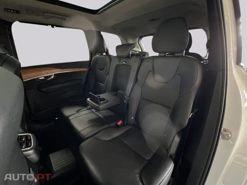 Volvo XC90 T8 AWD I.V.A DEDUTIVEL