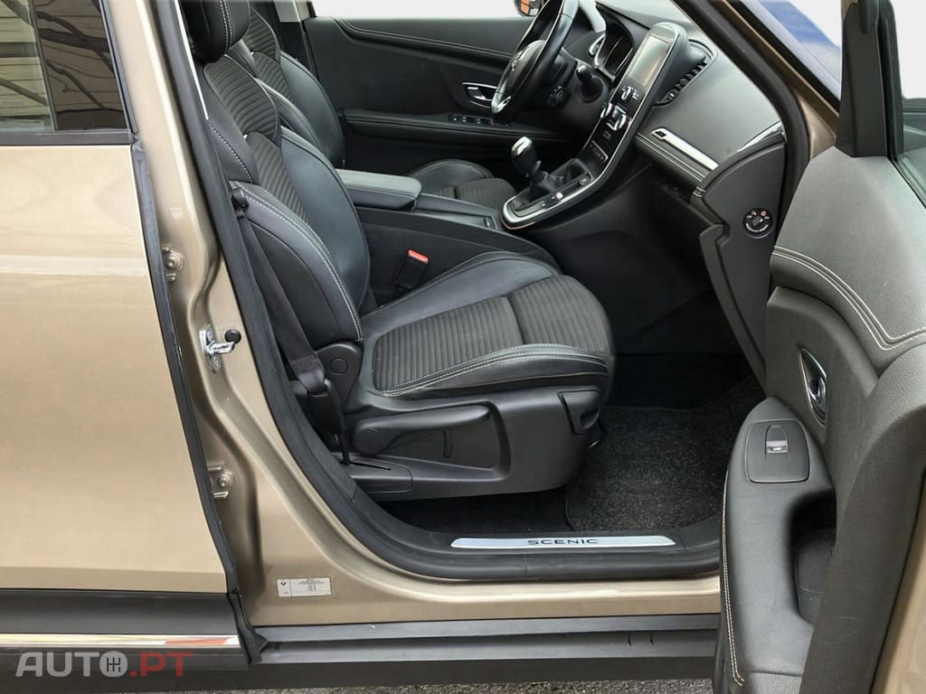 Renault Scénic 1.2 TCE Sport SS