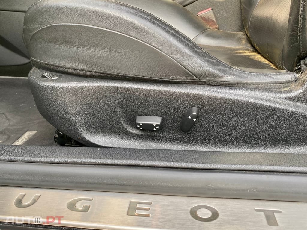 Peugeot 407 2.7 HDi V6