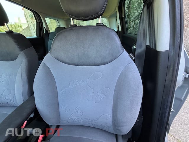 Fiat 500L 1.6 MJ Pop Star