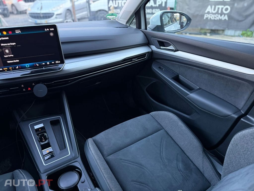Volkswagen Golf Variant 1.5 eTSI R-Line DSG