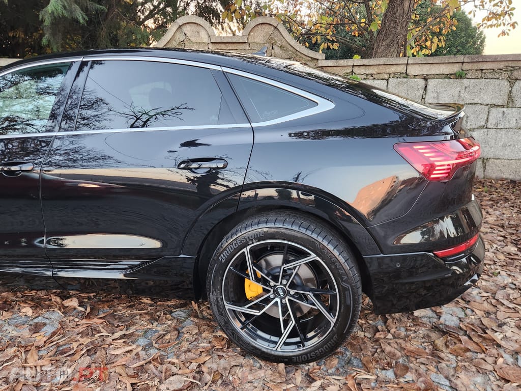 Audi E-Tron 55 quattro S line