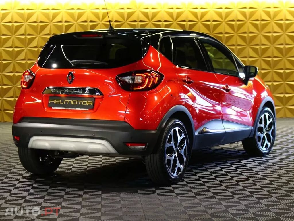 Renault Captur 1.5 dCi Red Edition