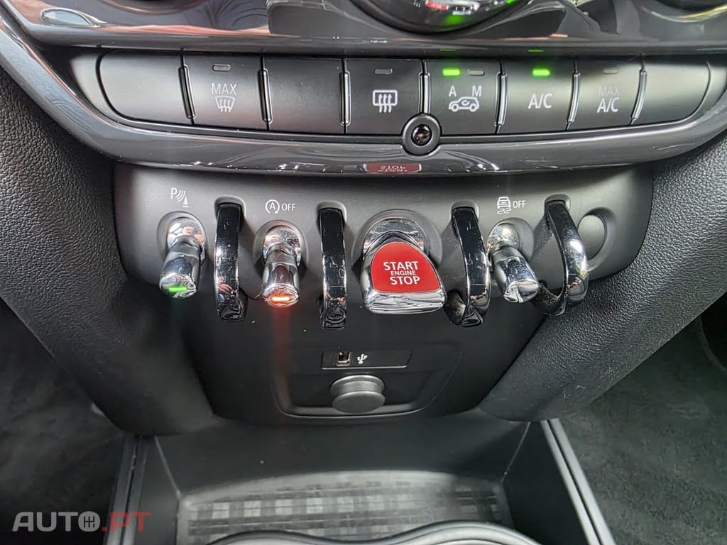 MINI Countryman One D