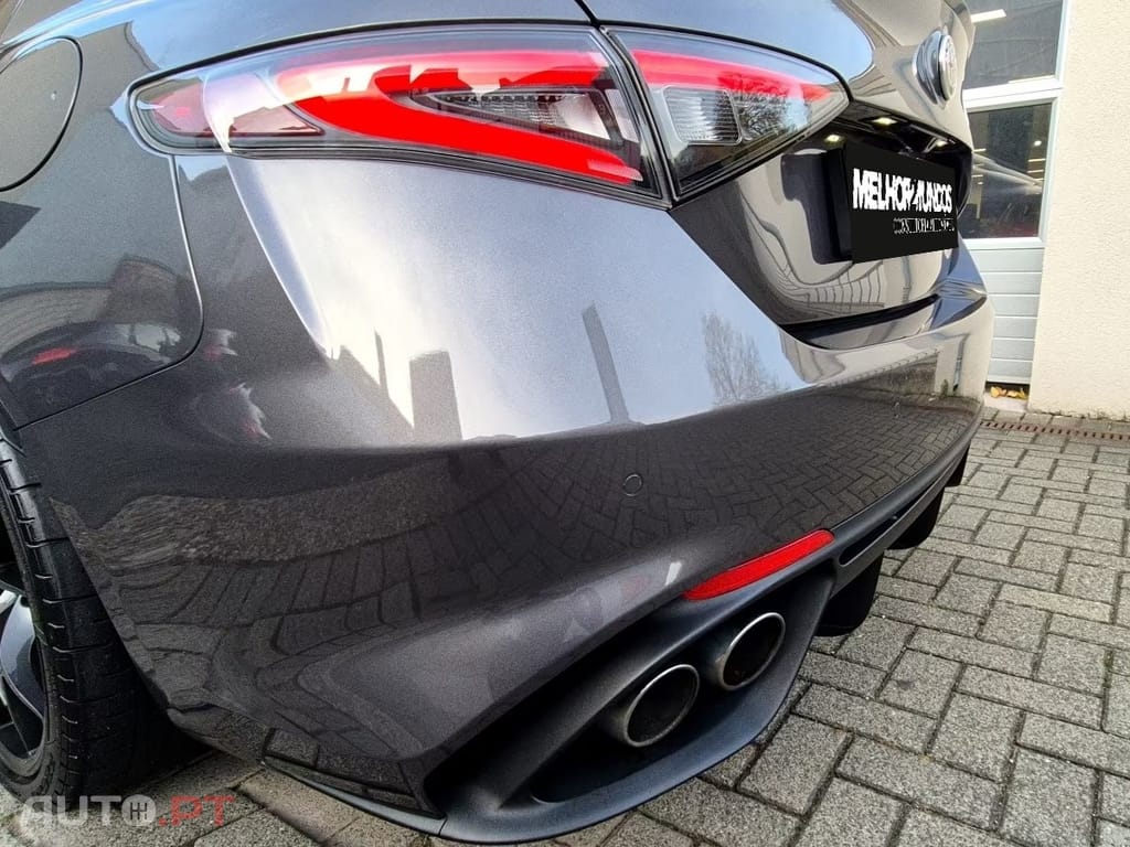 Alfa Romeo Giulia 2.9 Bi-Turbo Quadrifoglio AT8