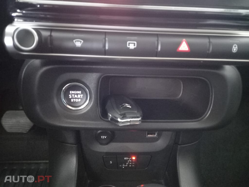 Citroen C3 1.2 PureTech Shine EAT6