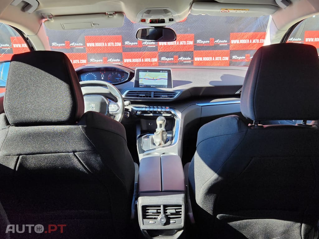 Peugeot 3008 1.5 BlueHDi Active