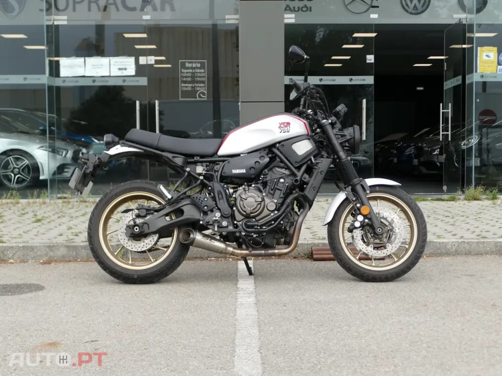 Yamaha XSR 700 Tribute