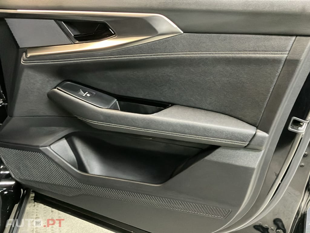 Renault Austral 1.3 E-Tech Iconic