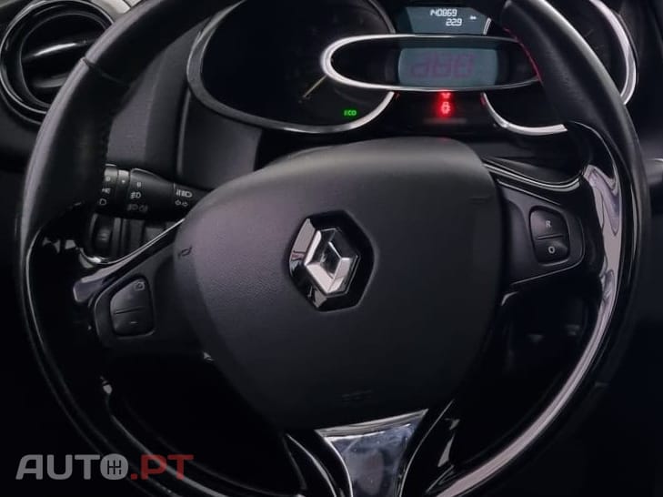 Renault Clio 1.5 dCi Luxe EDC