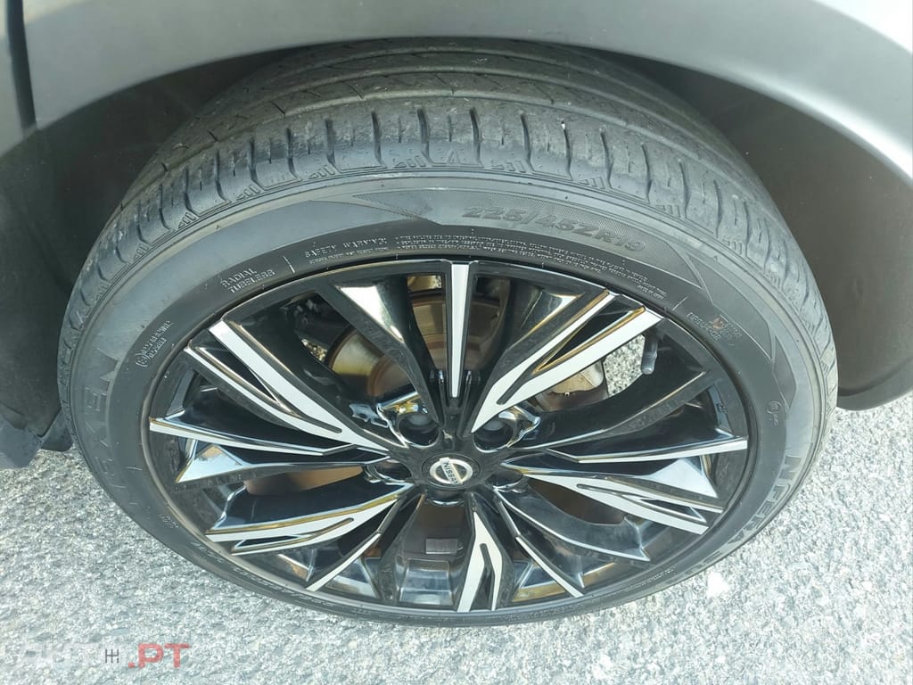Nissan Juke 1.0 DIG-T N-Design C.Two Tone R.C.DCT — fotografia 24