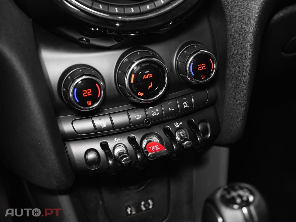 MINI Cooper Cooper D