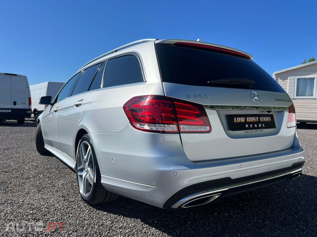 Mercedes-Benz E 300 BlueTEC Hybrid Avantgarde
